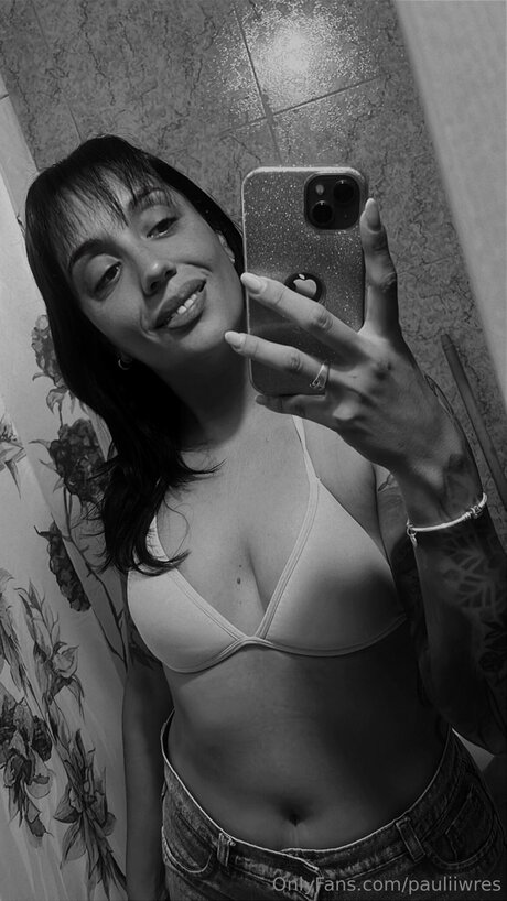 Pauliiwres sexy pornstar archive