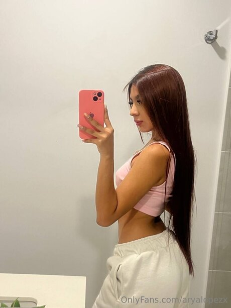 Aryalopezx pornstar top pic