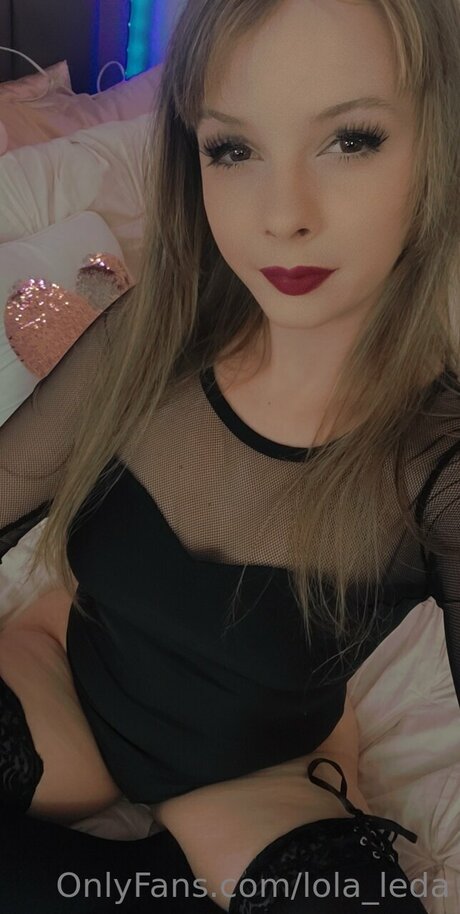 Lola Leda star sex photo