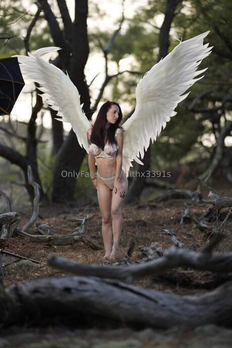 Lilithx3391s beautiful actress photos