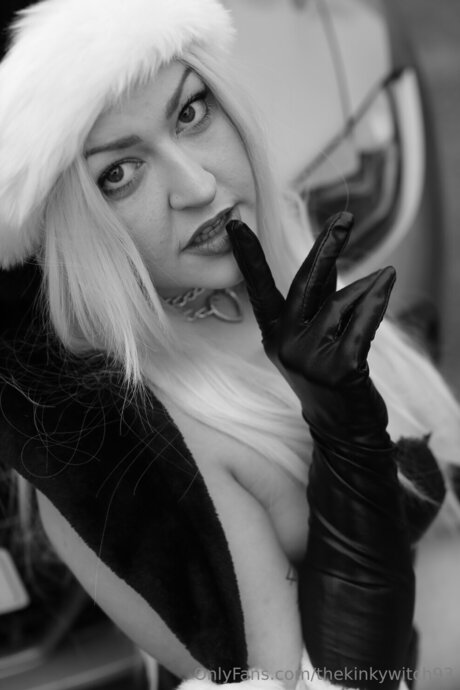 Thekinkywitch93 model hot pictures