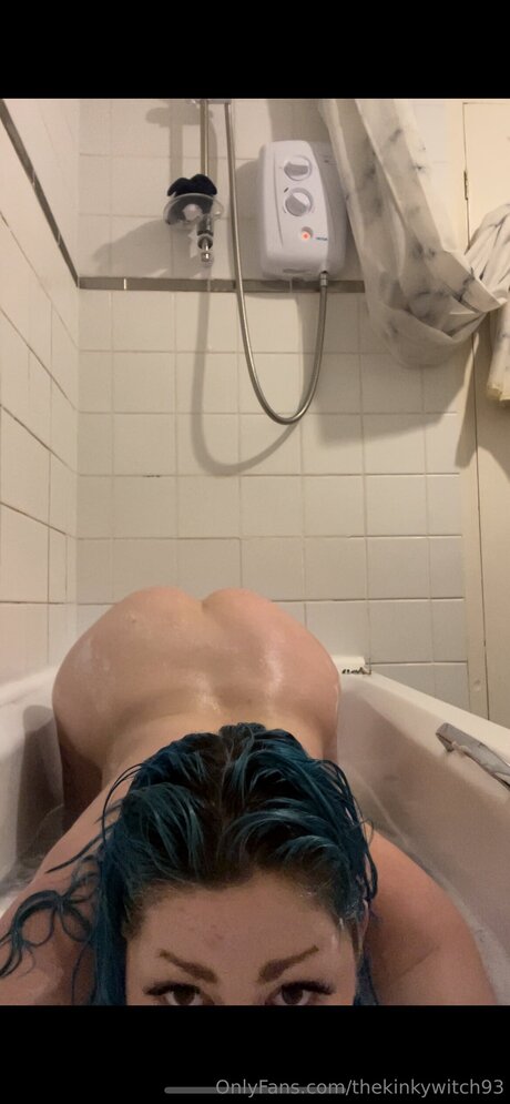Thekinkywitch93 star nudes photo