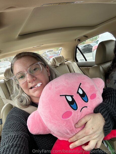 Beautifullyimperfectgeek pornstar nice pictures