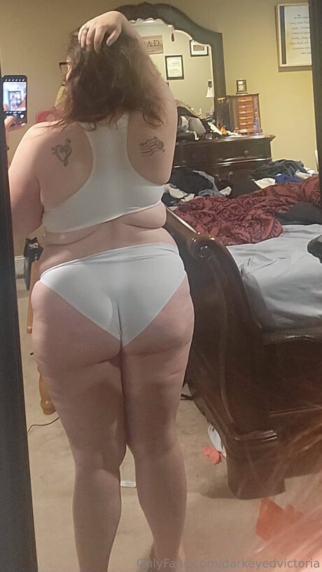 Darkeyedvictoria pornstar pretty photo