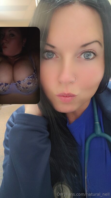 Natural Nell star sex pics