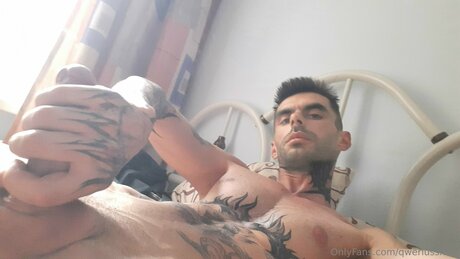 Qweriusshow hd star photos