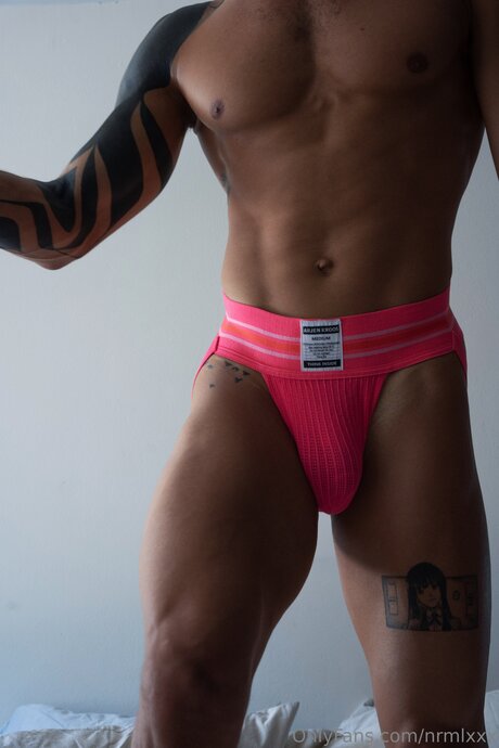 Nrmlxxx xxx pornstar picture