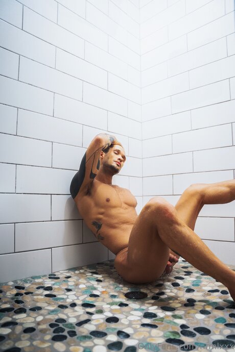 Nrmlxxx pornstar free photos