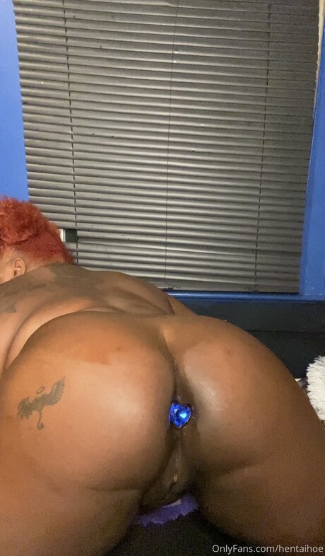 Hentaihoe pretty actress img