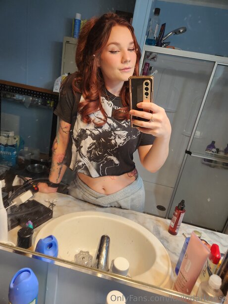 Luxindarkness pornstar hot images