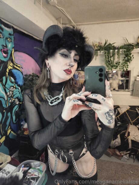 Meaganameliafree pornstar free photos