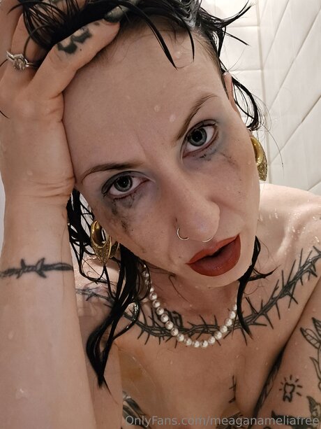 Meaganameliafree model art galleries