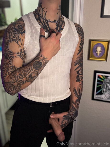 Themintsicle model porn pictures