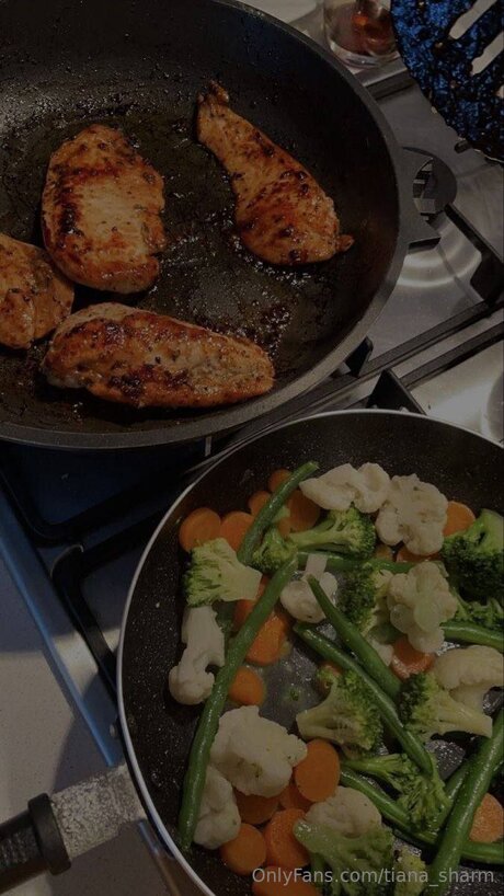 Empress Tiana pornstar nude images