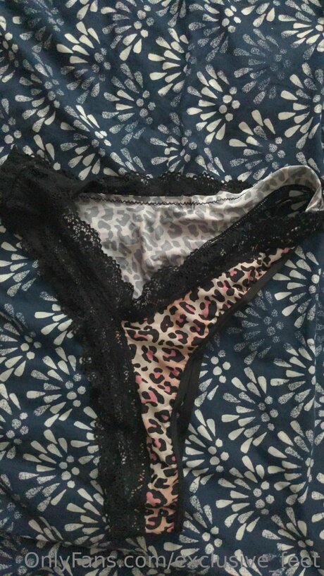 Schoolgirl19 star erotic pictures