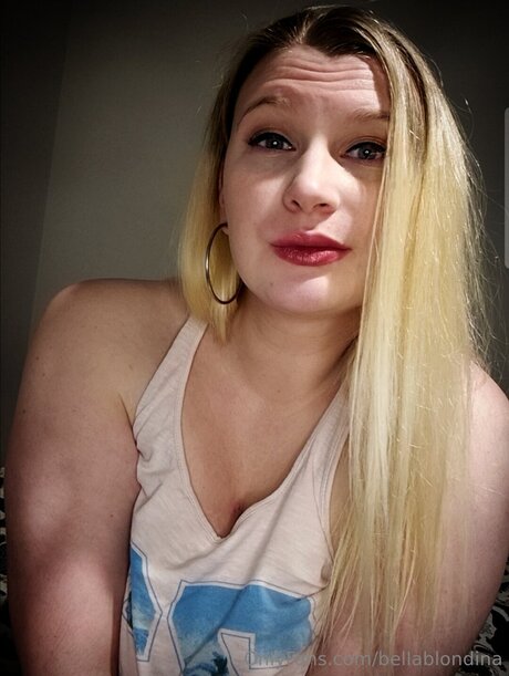 Bellablondina exclusive actress galleries