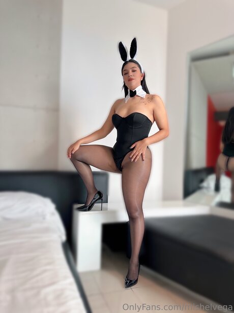 Mishelvega top actress images