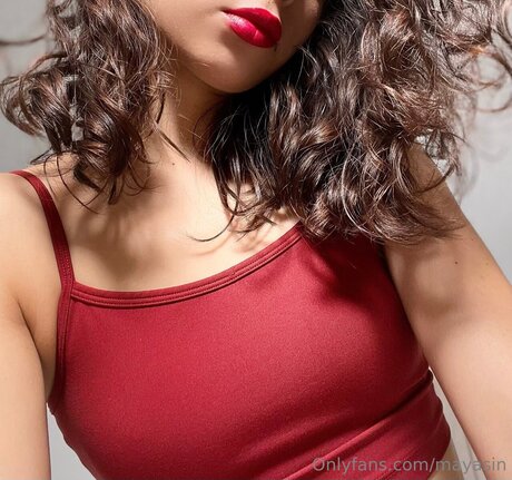 Mayasin model high quality photo