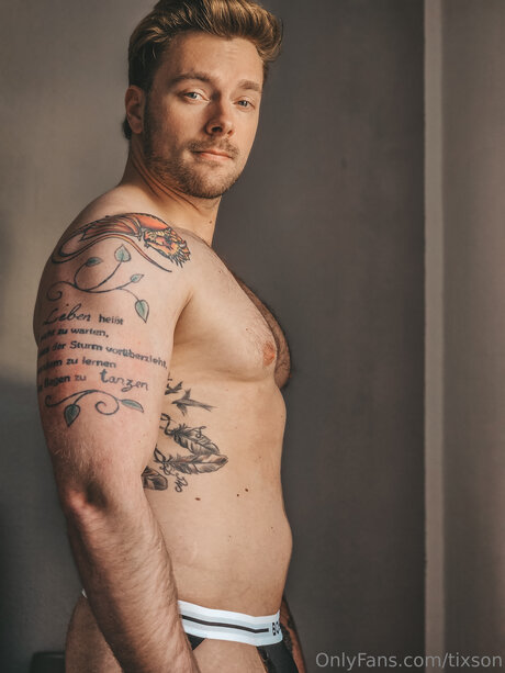 Tixson nice model pic