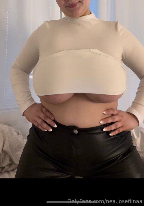 Nea Josefiinaa pornstar sex pic