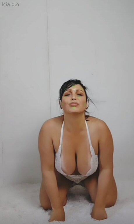 Mia D O exclusive pornstar photos