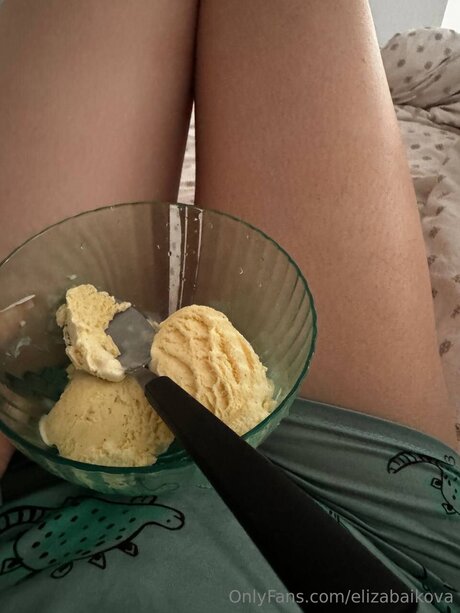 Itselizamae porn model image