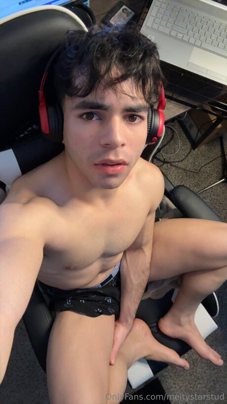 Meltystarstud model top archive