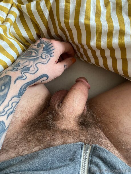 solo male onlyfans art naked image