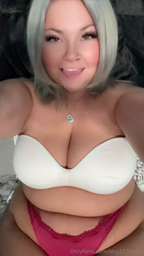 Bbg1234100 naked model images