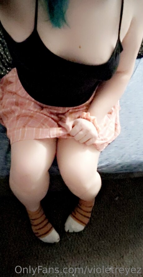 Violetreyez pretty actress images