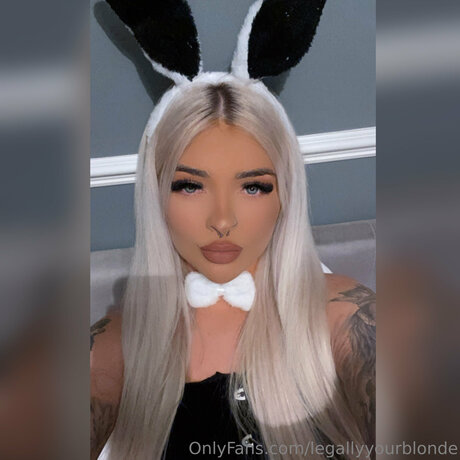 Legallyyourblonde nude star photos