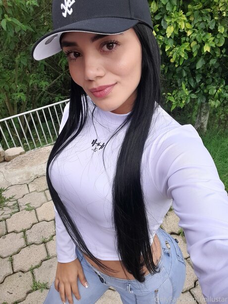 Milustar art model gallery