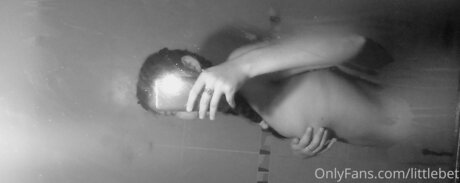 Littlebet pretty model photo