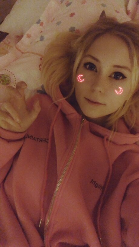 Evswezfree model art photo