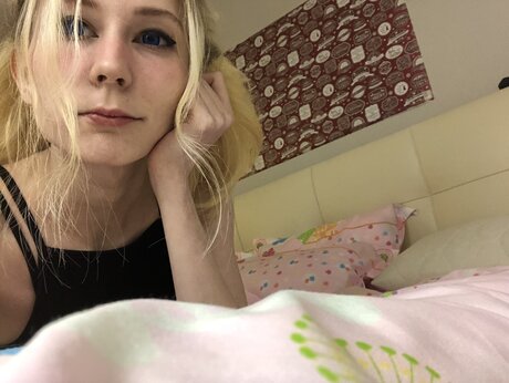 Evswezfree nudes star images