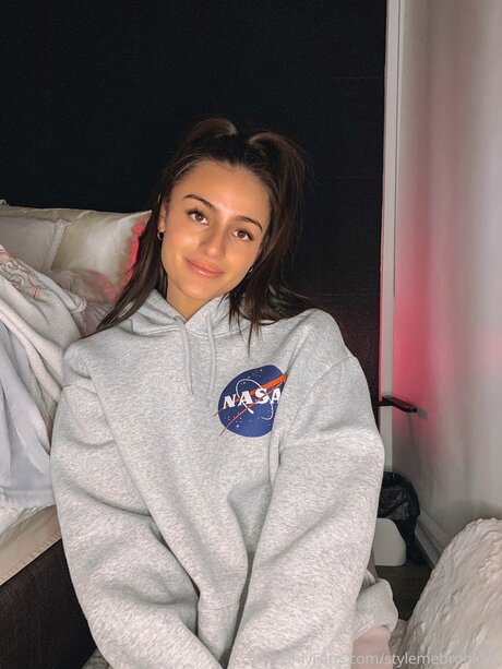 Stylemebrooklyn pretty model photos