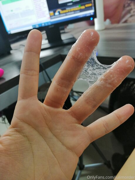 Biggerclit pornstar nude pic