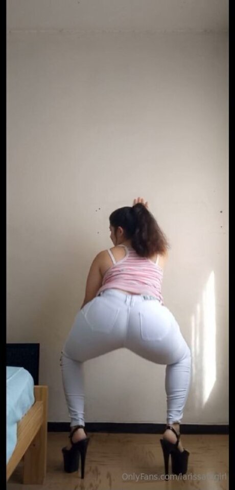 Larissafitgirl hd star pictures