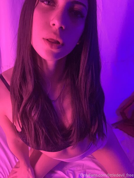 Littledevil Free model high quality photo