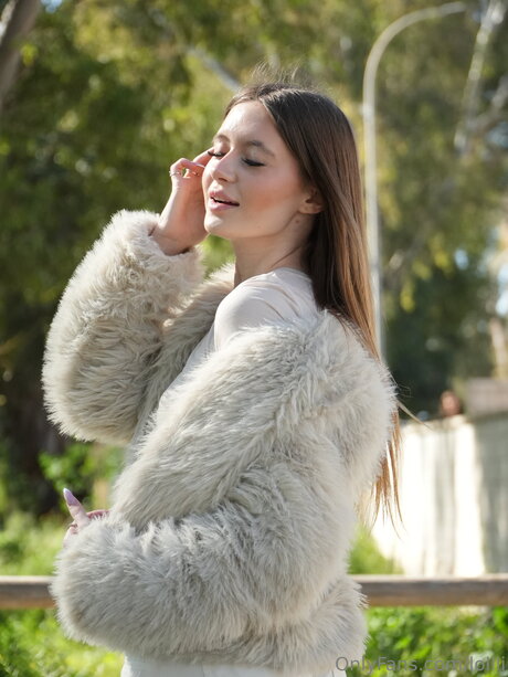 mirror selfie onlyfans adult pics