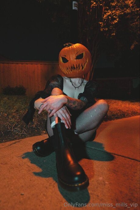 Miss Mills Vip pornstar xxx photos