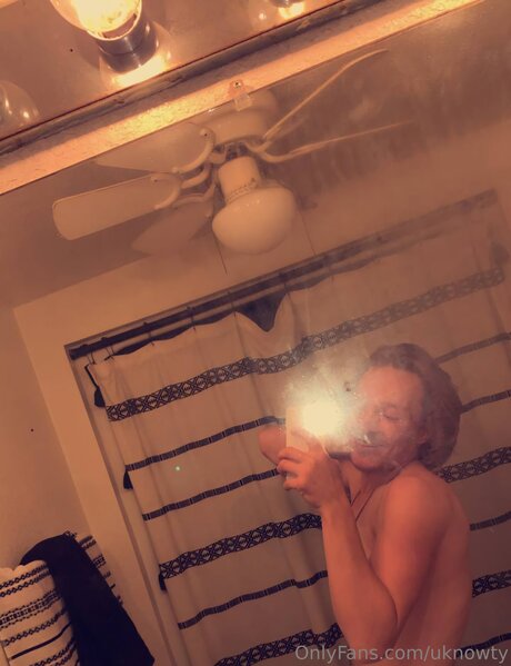 waitress onlyfans art nude galleries