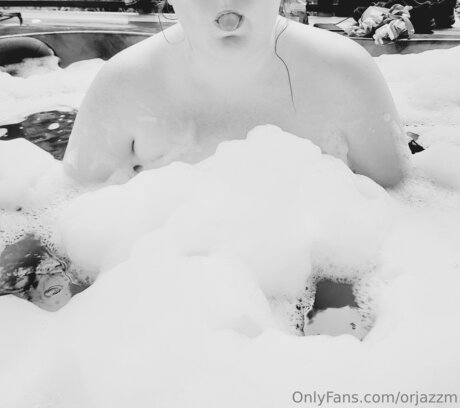 blonde handjob onlyfans pretty pictures