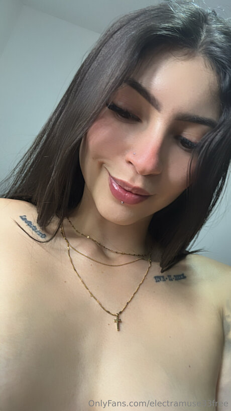 Electramuse33free pornstar nudes picture