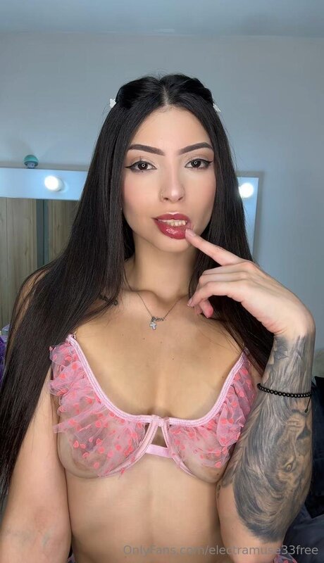 Electramuse33free pornographic actress picture