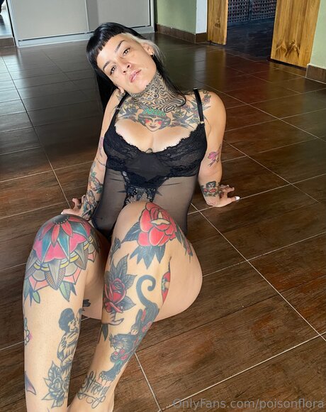 Poisonfloraa star erotic picture