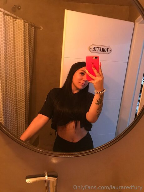 Lauraredfury high quality pornstar galleries