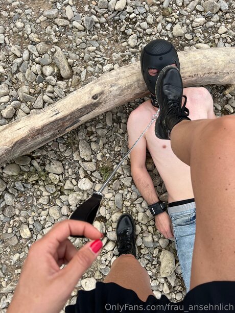 Frau Ansehnlich xxx model gallery