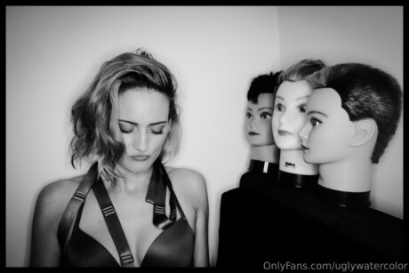 Uglywatercolor naked star picture