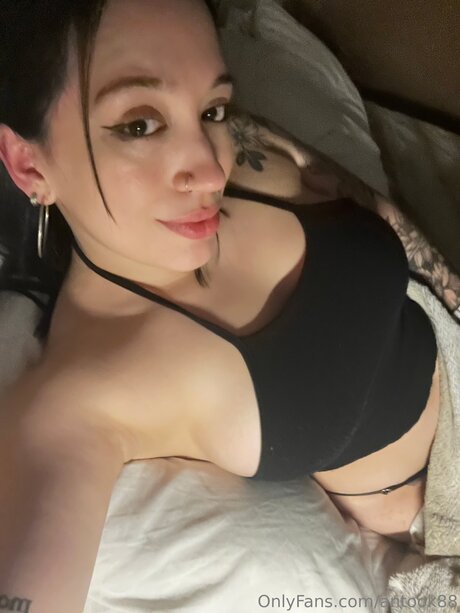 Antook88 art model picture